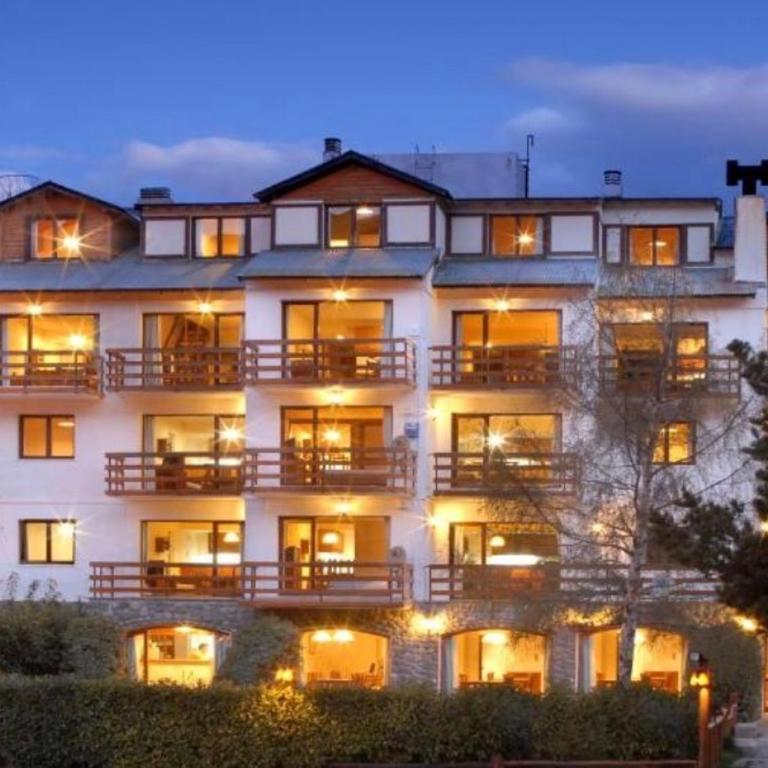 Apartur - One-Bedroom Apartment - 10