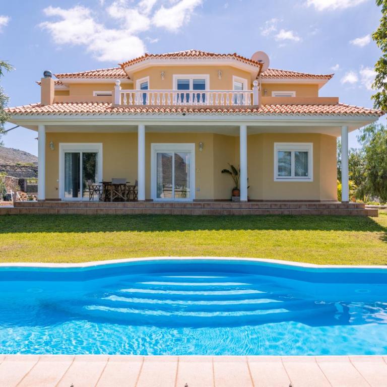 Villa Brisa de Arona - Villa with Private Pool - 2