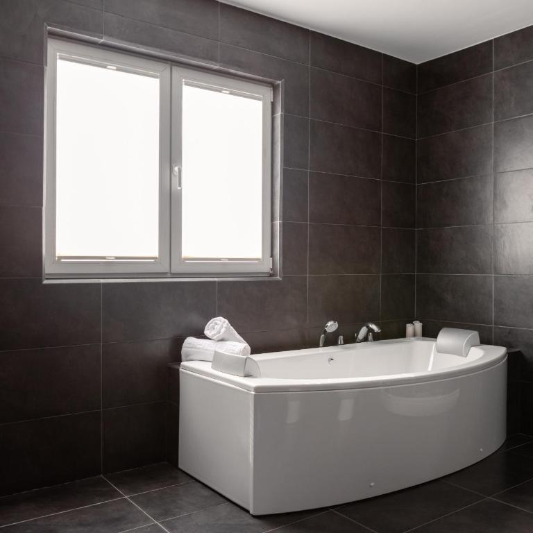 Villa Brisa de Arona - Villa with Private Pool - 36