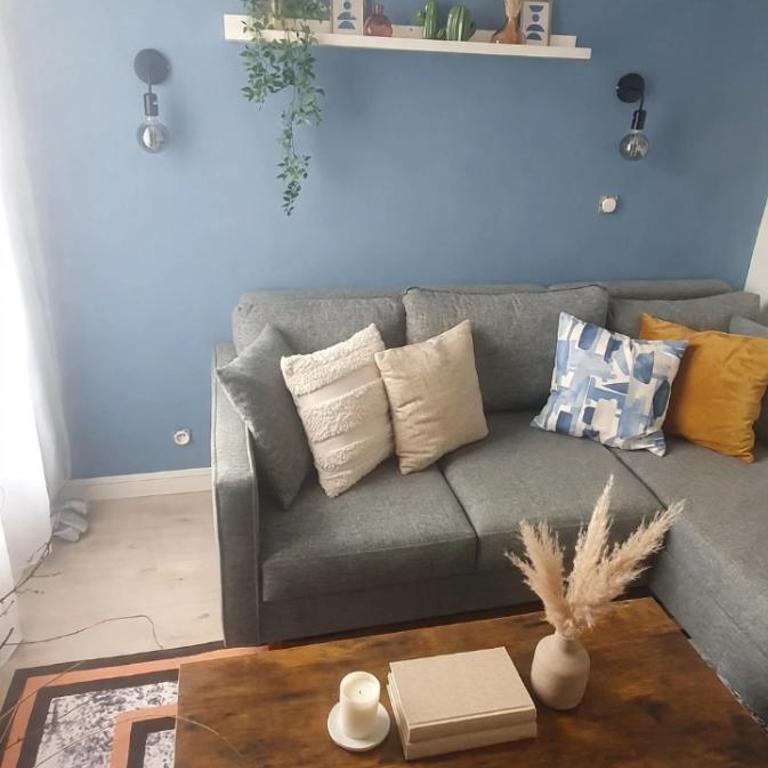 G0 Cozy, bright, warm - Two-Bedroom Apartment - 17