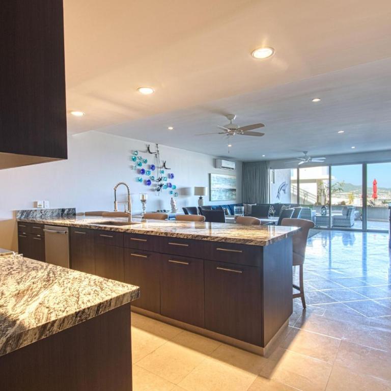 Premium Cabo 3 Bedroom Condo in Prestigious Community - Apartamento de 3 dormitorios Premium - 16