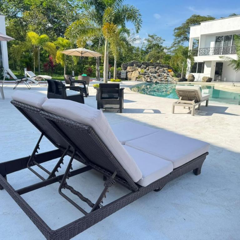 HACIENDA VIANOVA LUXURY EN RESTREPO METa - Villa - 8