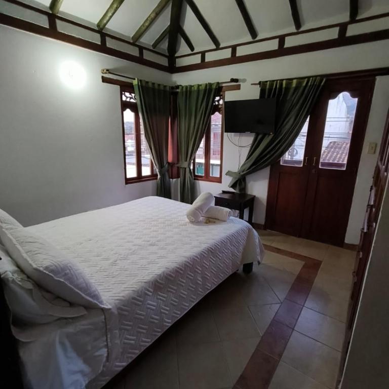 Aparta hotel Villa Cemandy - Four-Bedroom Apartment - 4