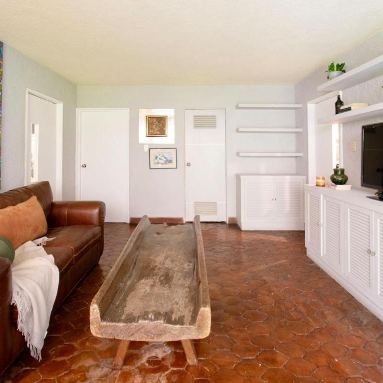 Casa Coyote, Garden Oasis, 1 Block from Coyoacán - Apartment - 58