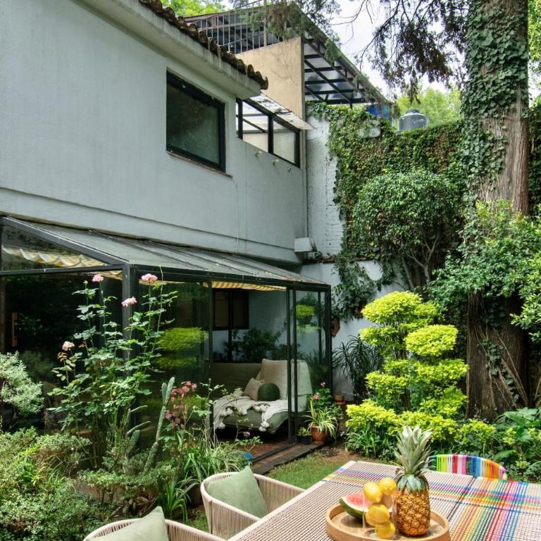 Casa Coyote, Garden Oasis, 1 Block from Coyoacán - Apartment - 76