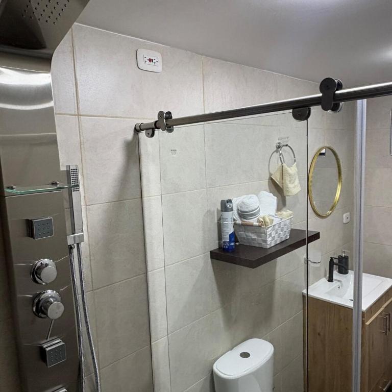 Cozy apartment, steps from Comfaboy - Apartamento de 3 dormitorios - 5