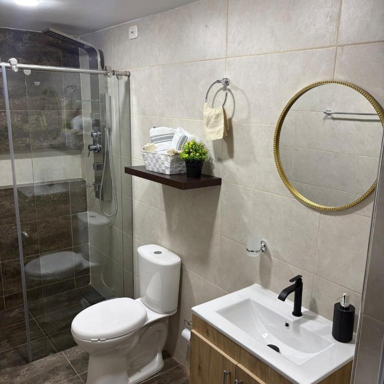 Cozy apartment, steps from Comfaboy - Apartamento de 3 dormitorios - 19