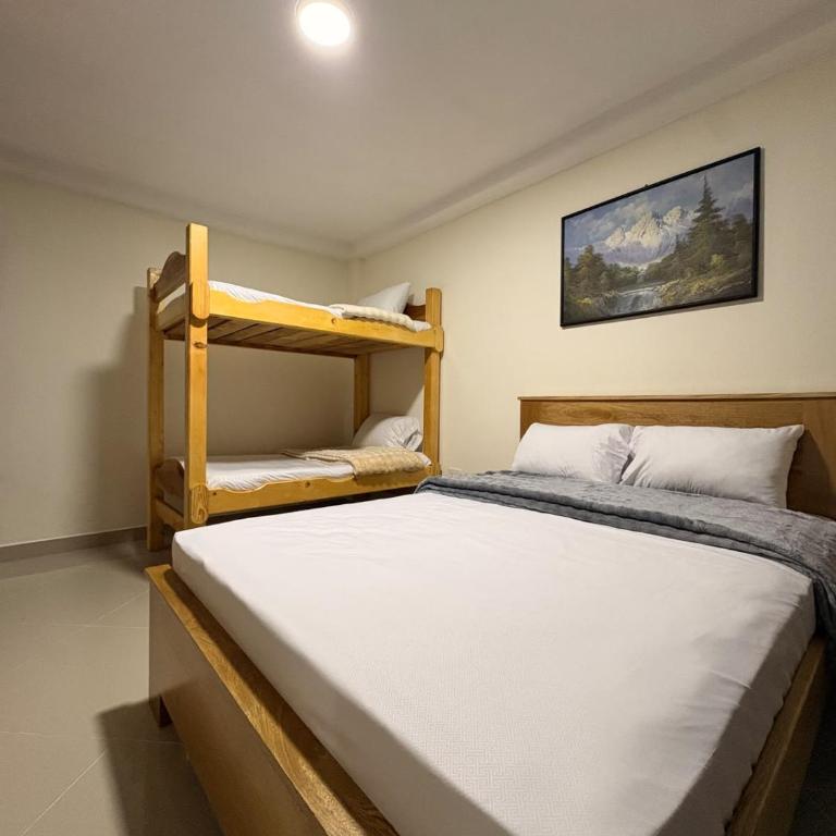 Hotel Villas Del Coral - Family Room - 2