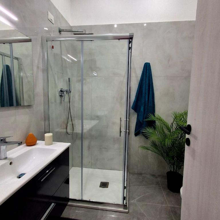 Guest House Sanità Napoli - Camera Tripla - 13