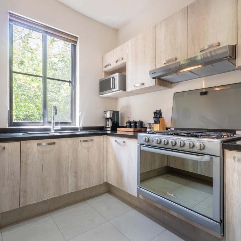 Casa espaciosa y acogedora en residencial de lujo - Apartamento - 37