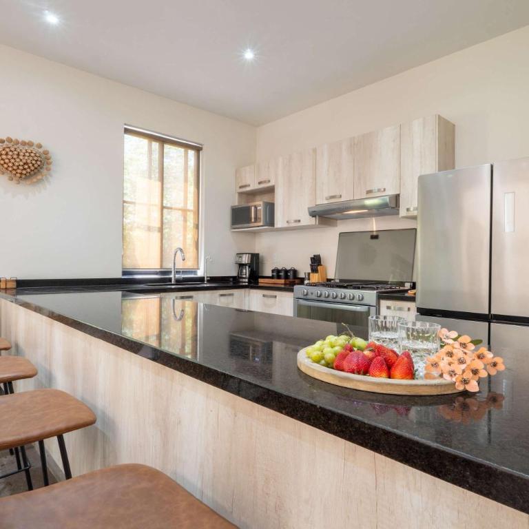 Casa espaciosa y acogedora en residencial de lujo - Apartamento - 40