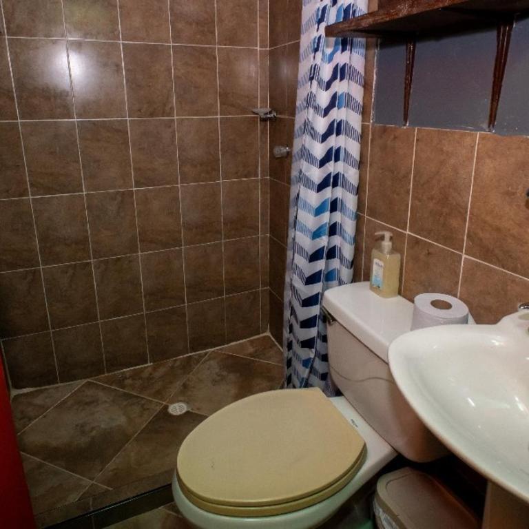 Hostal Estrella de Agua - Habitación con cama extragrande. - 2