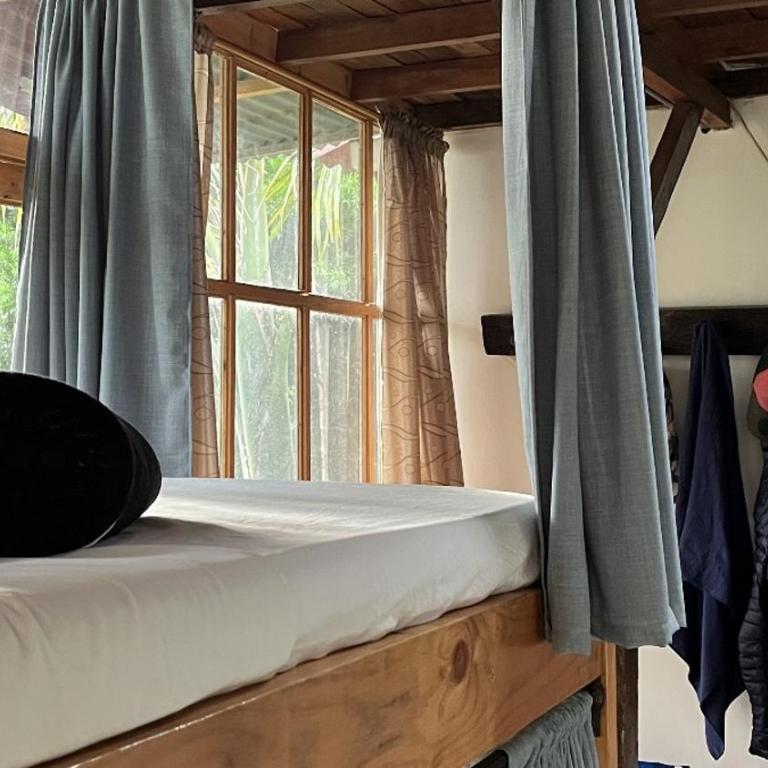 Hostal Estrella de Agua - Cama en habitación compartida mixta de 6 camas - 2