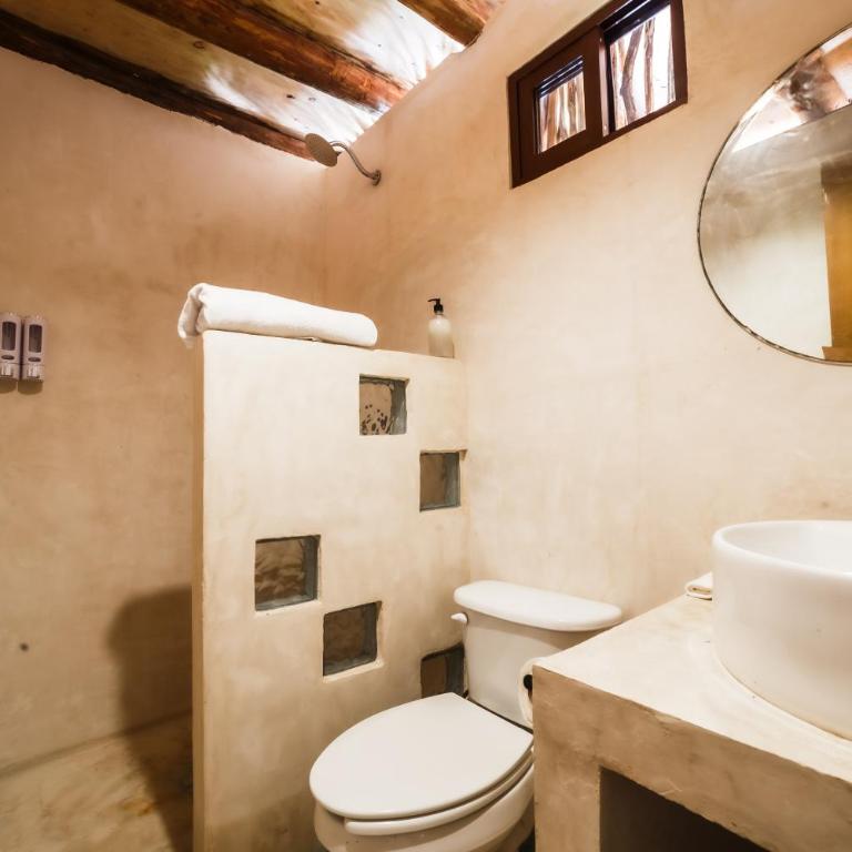 Eco Bañitas Tulum - Habitación Familiar con baño privado - 19