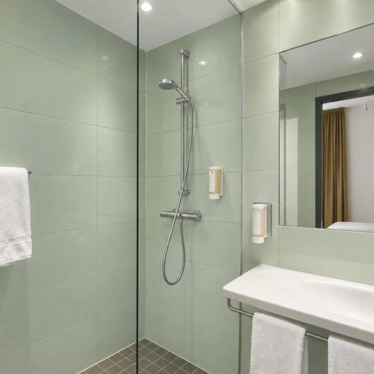 Super 8 by Wyndham Munich City North - Camera Matrimoniale Standard - 5