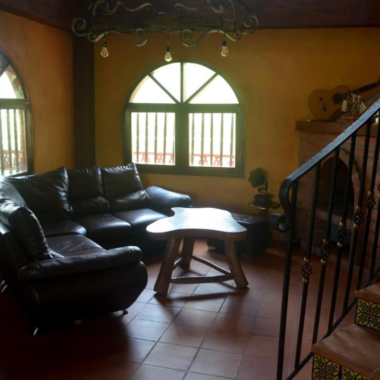 Finca San Miguel en El Peñol con acceso al lago - Villa - 12