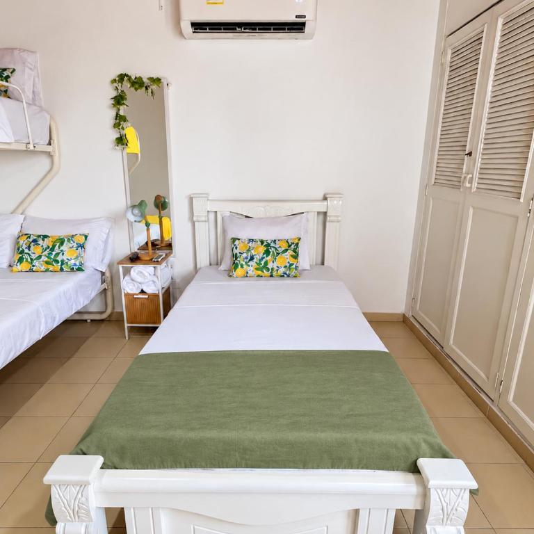 Apartamento Cartagena Plaza de Toros - Habitación Cuádruple Clásica - 13