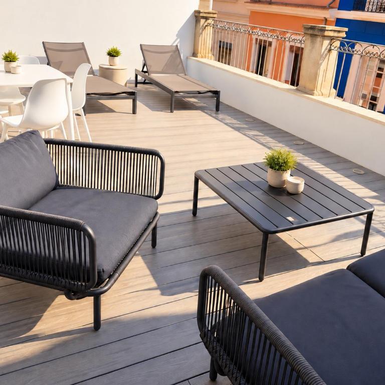 Beach & Urban Attic - Dachgeschoss mit 2 Schlafzimmern und Terrasse - 2