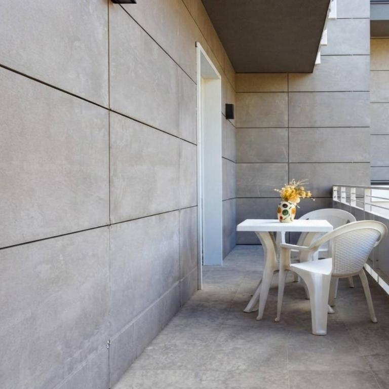Apho Apartment Hotel - Monolocale con Balcone - 11