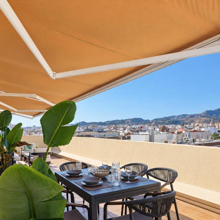 Ático con terraza privada frente a la Catedral - Apartamento - 18