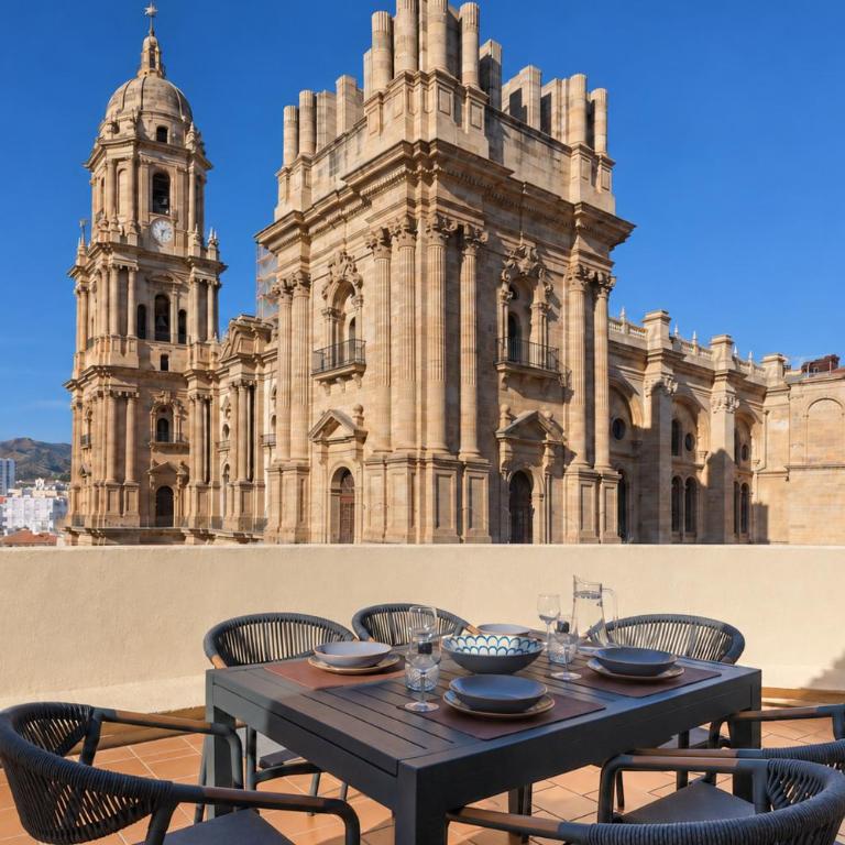 Ático con terraza privada frente a la Catedral - Apartamento - 23