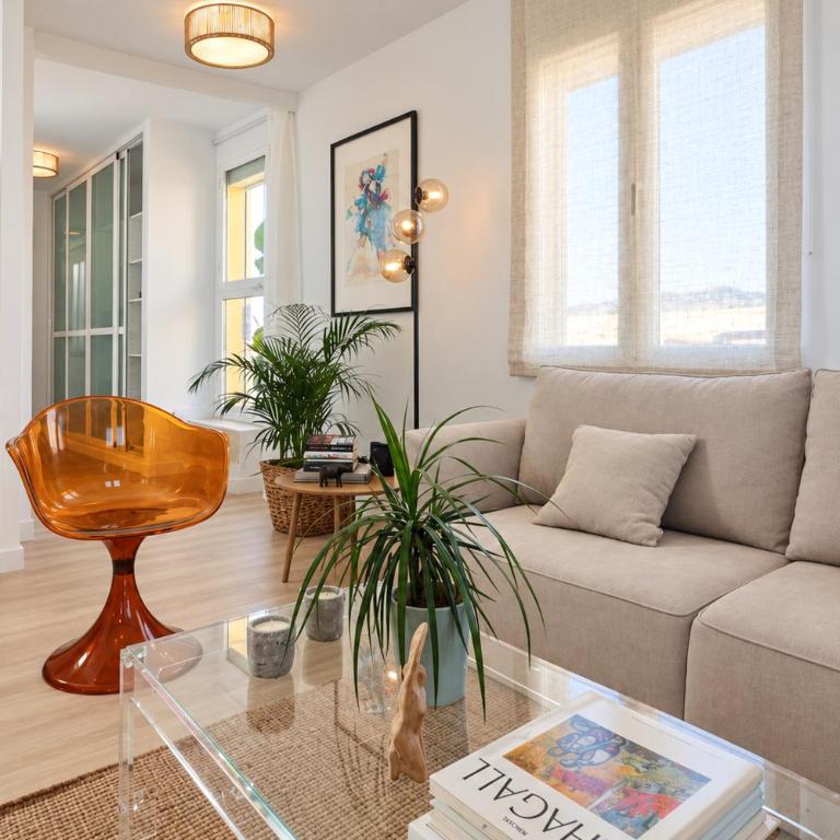 Ático con terraza privada frente a la Catedral - Apartamento - 25