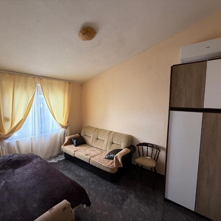 Uncle Vanya's apartment - Two-Bedroom Apartment - 9