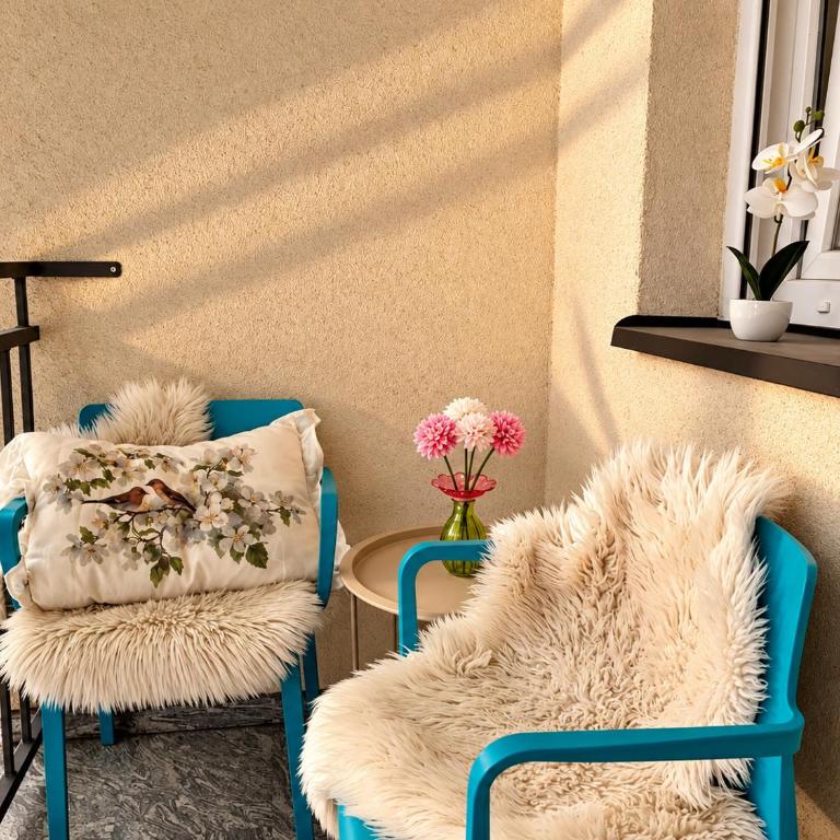 Luna Apartments - One-Bedroom Apartment - 1