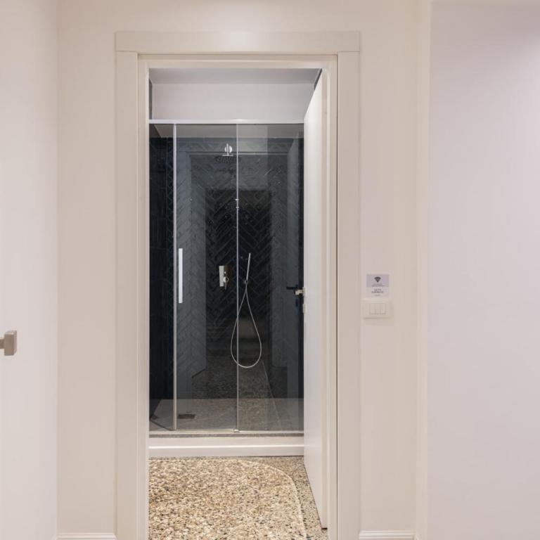 RELSTAY - Assarotti Suites - Superior Suite - 8
