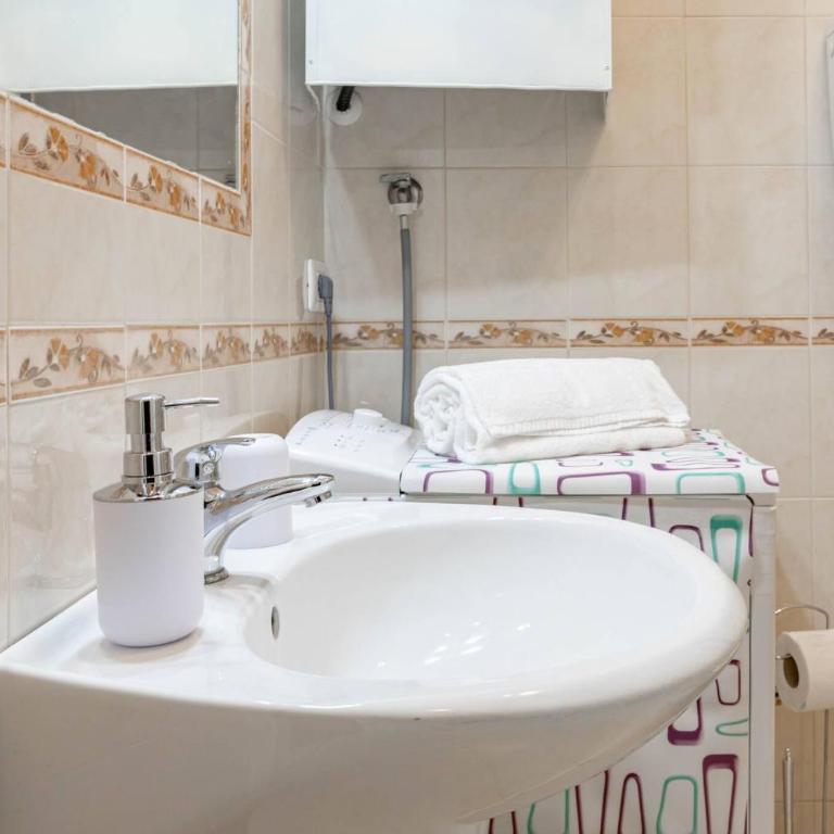 H11 CASA ZEFIRO Sanremo - Centro - Parcheggio - Two-Bedroom Apartment - 12