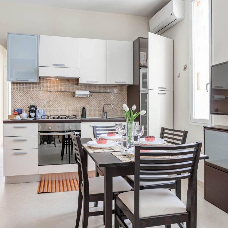 H11 CASA ZEFIRO Sanremo - Centro - Parcheggio - Two-Bedroom Apartment - 13