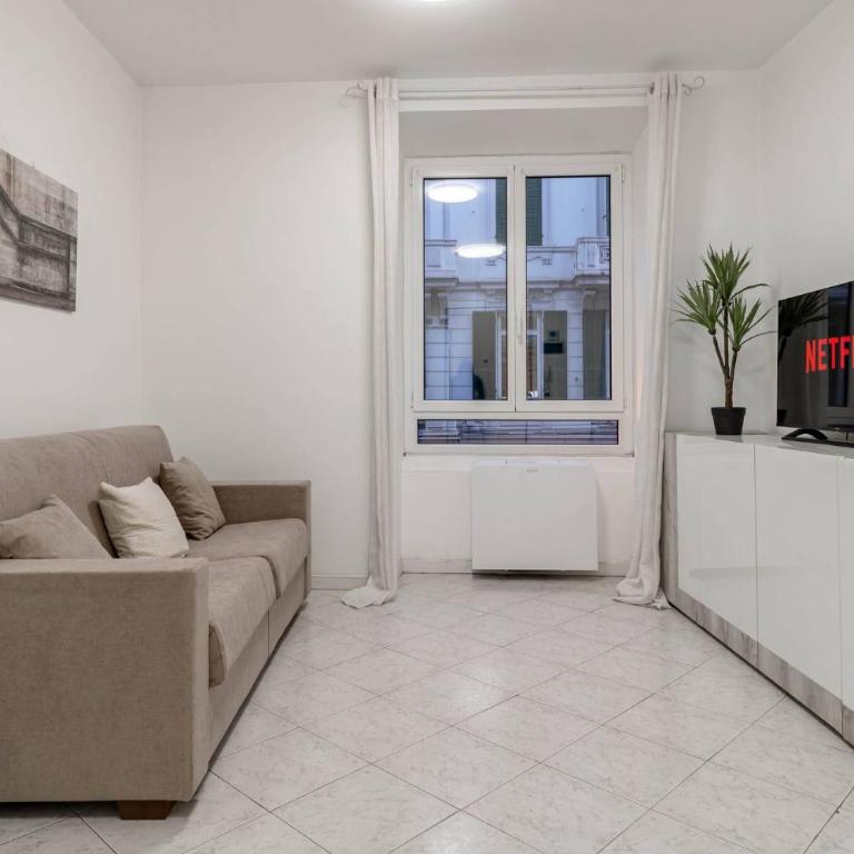 H11 [M Town 119] Sanremo - Centro - Appartamento con 1 Camera da Letto - 1