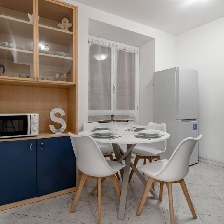 H11 [M Town 119] Sanremo - Centro - Appartamento con 1 Camera da Letto - 14