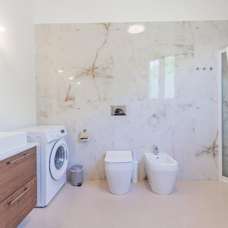 H11 CASA BELLALÌ Sanremo - Centro - Appartamento con 3 Camere da Letto - 12