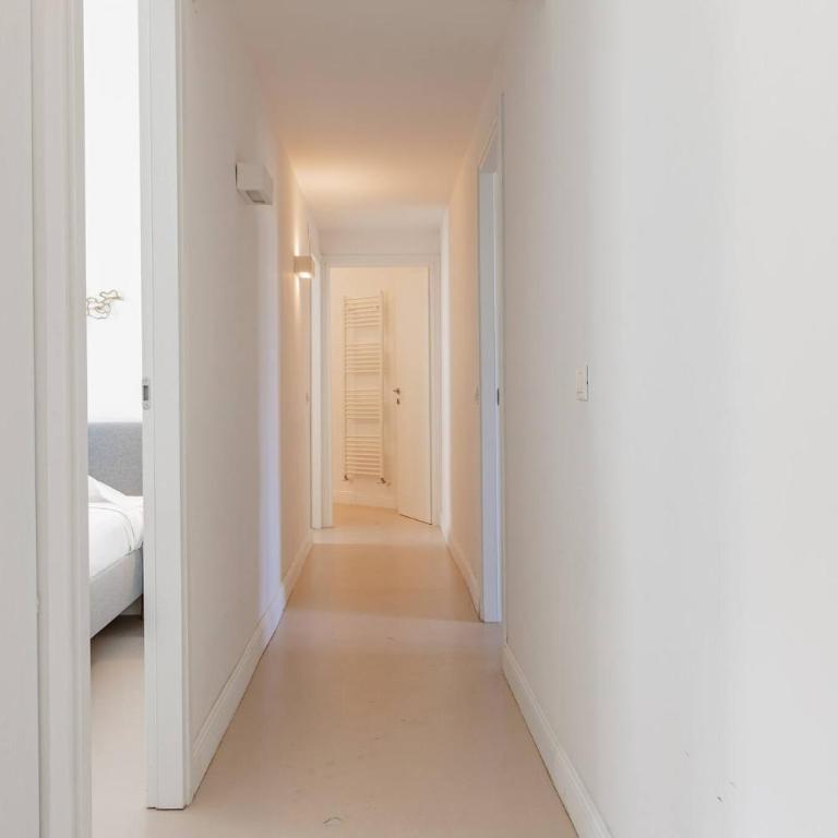 H11 CASA BELLALÌ Sanremo - Centro - Appartamento con 3 Camere da Letto - 24