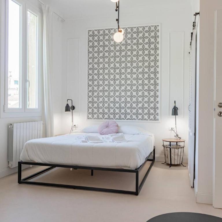 H11 CASA BELLALÌ Sanremo - Centro - Appartamento con 3 Camere da Letto - 32