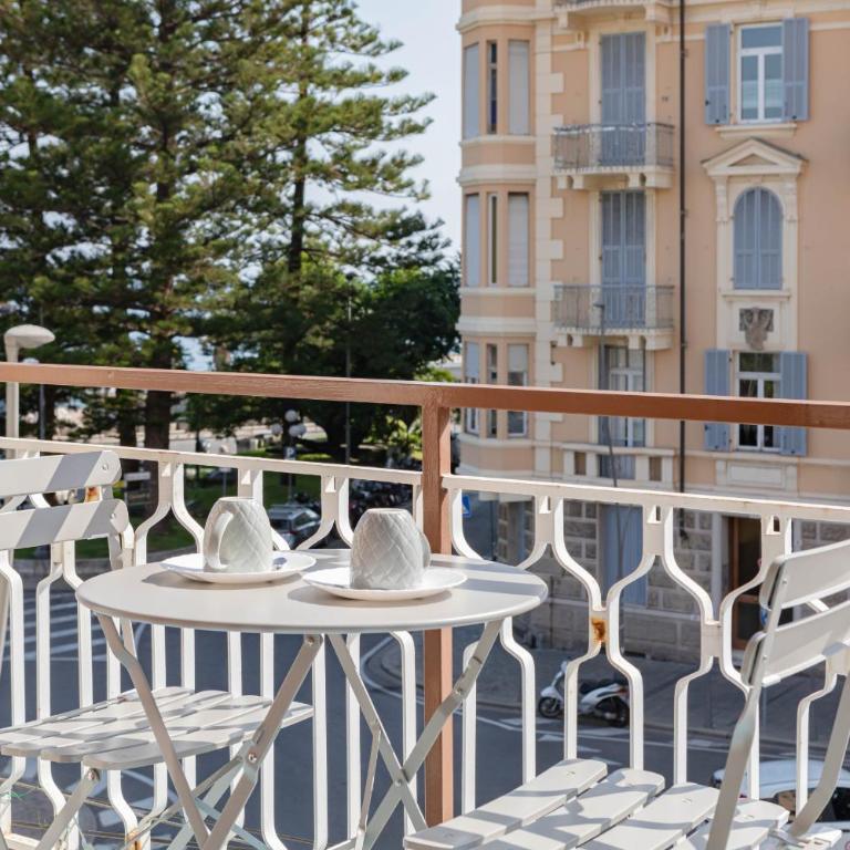 H11 CASA TECLA Centro-Mare - Appartamento con 1 Camera da Letto e Balcone - 15