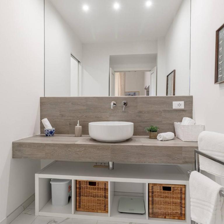 H11 THE KINGDOM'S APARTMENT Centro-Sanremo - Appartamento con 2 Camere da Letto - 14