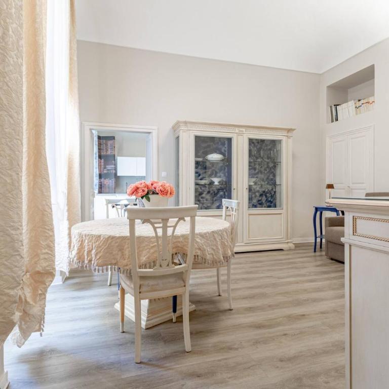 H11 THE KINGDOM'S APARTMENT Centro-Sanremo - Appartamento con 2 Camere da Letto - 29
