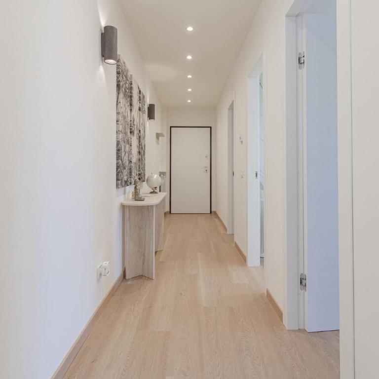 H11 CASA MIMOSA - Parcheggio - Appartamento con 2 Camere da Letto - 8