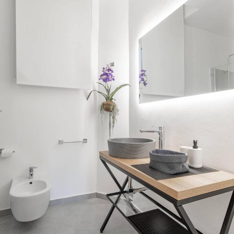 H11 CENTRAL CHARM Sanremo-Ariston - Appartamento con 2 Camere da Letto e Balcone - 4