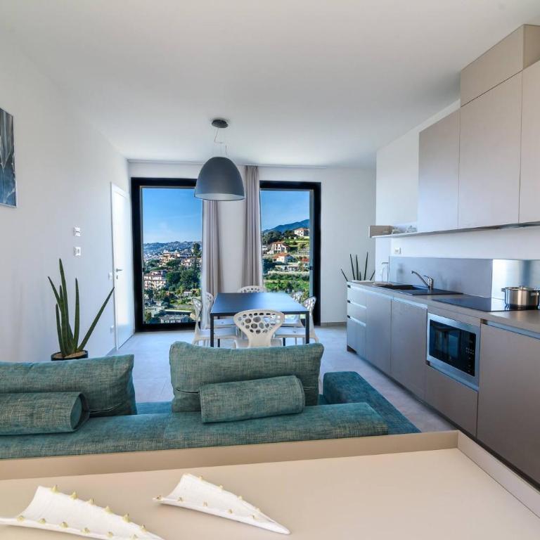 Agave Sanremo - Four-Bedroom Apartment - 1