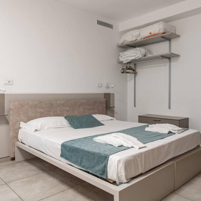 Agave Sanremo - Four-Bedroom Apartment - 2