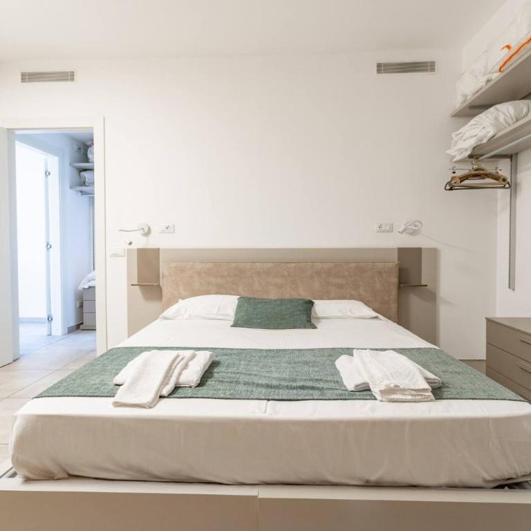Agave Sanremo - Four-Bedroom Apartment - 13