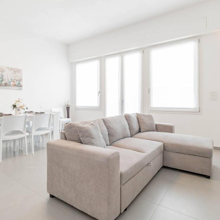 H11 VILLA MIA Giardino-Parcheggio - Three-Bedroom Apartment with Balcony - 38