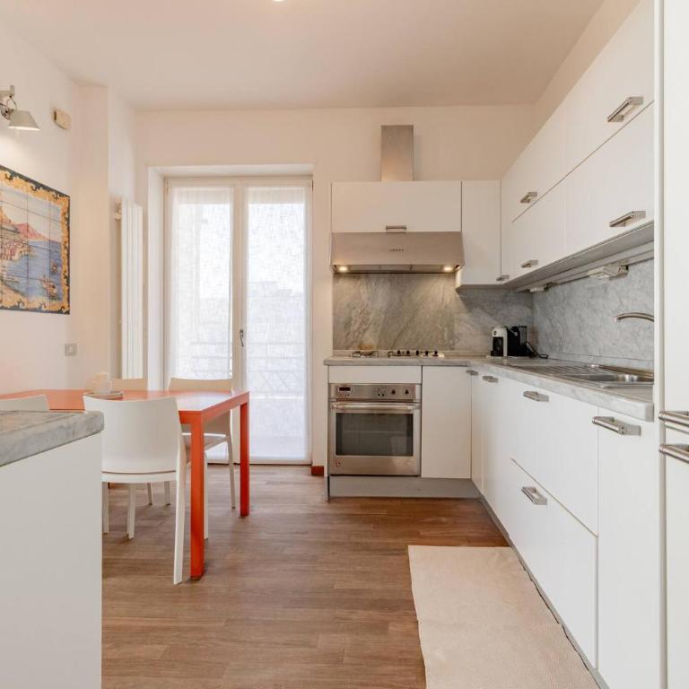 H11 TUTTOMARE Terrazzo - Parcheggio - Appartamento con 4 Camere da Letto e Balcone - 16