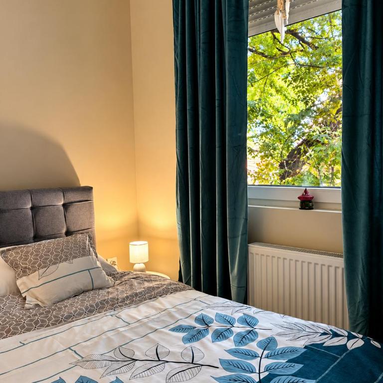 Luna Apartments - One-Bedroom Apartment - 11