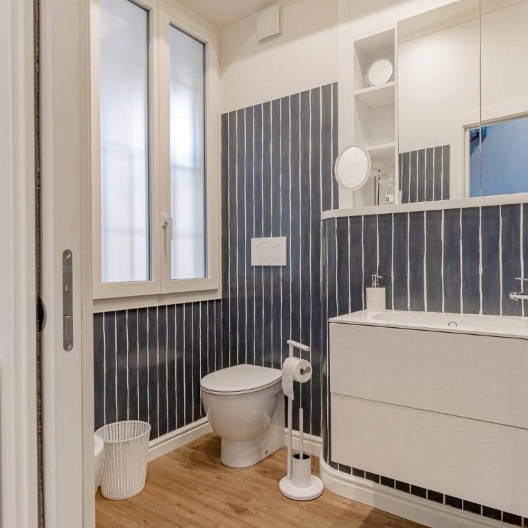 H11 CASA CAMILLA Centro - Sanremo - Appartamento con 1 Camera da Letto con Balcone e Vista Città - 23