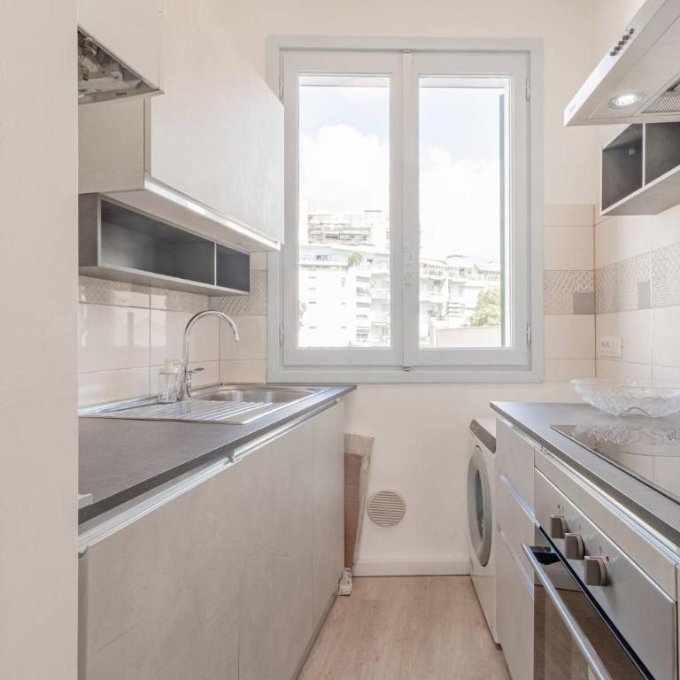 H11 A CASA DI CATE Sanremo - Spiagge - One-Bedroom Apartment with Balcony and City View - 5