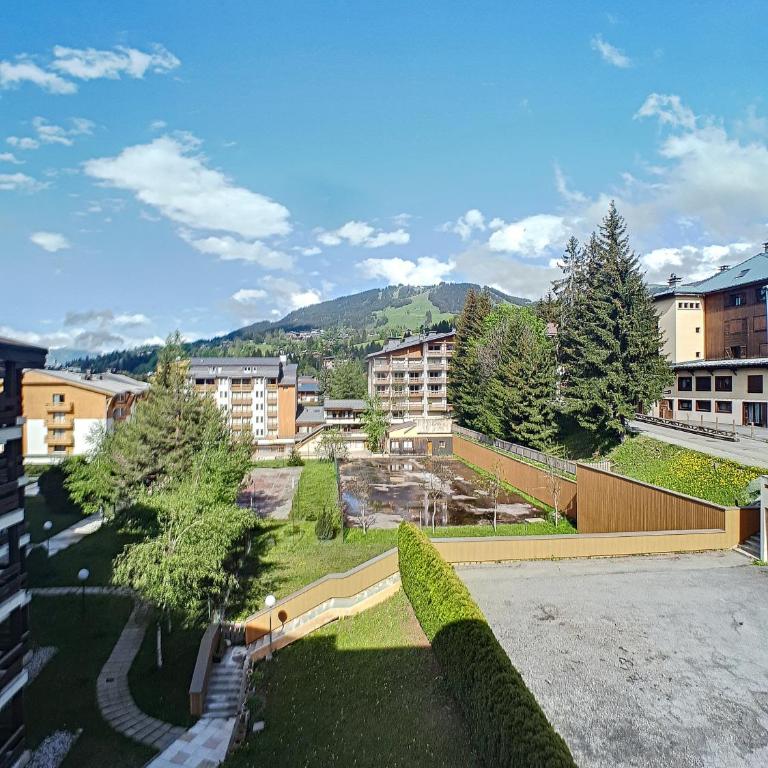 Rochebrune 6279 - Appartement - 18
